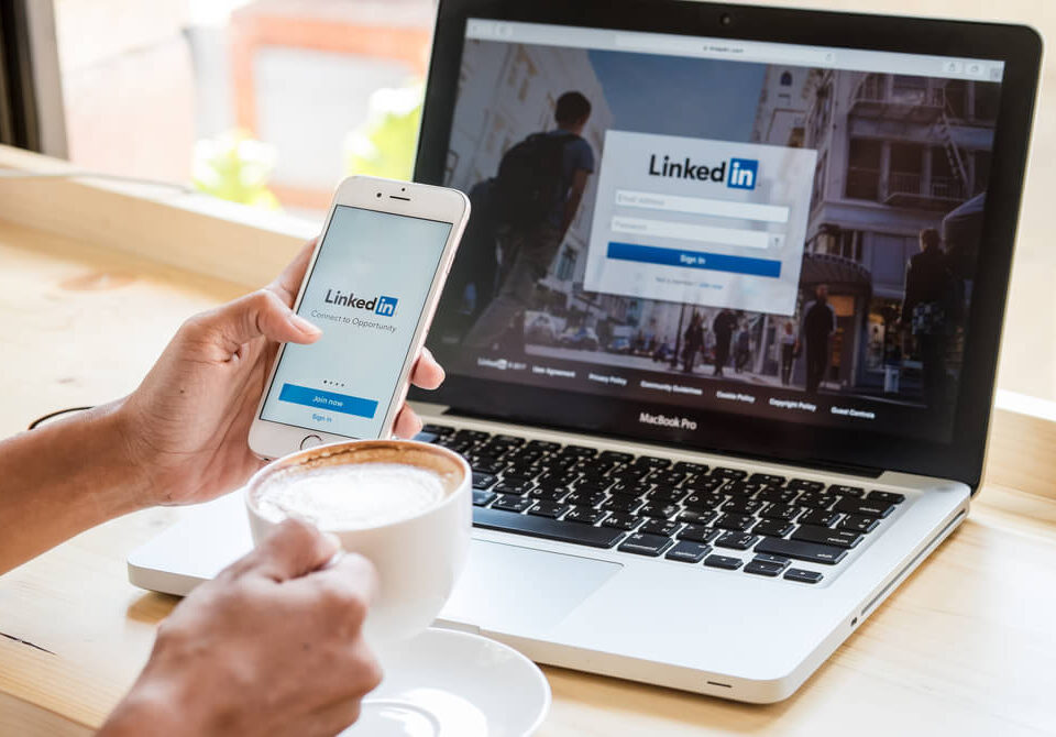 7 Tips To Optimise Your LinkedIn Profile