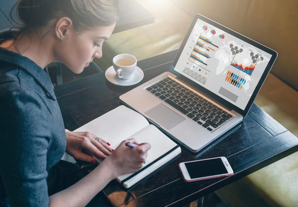 How To: Write an Expository Essay